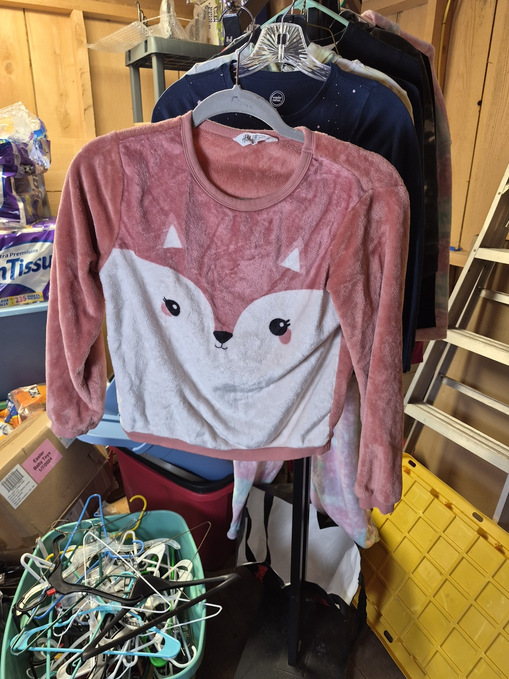 H&M Girls Plush Fox Crewneck Sweatshirt - Pink & White Bin 65